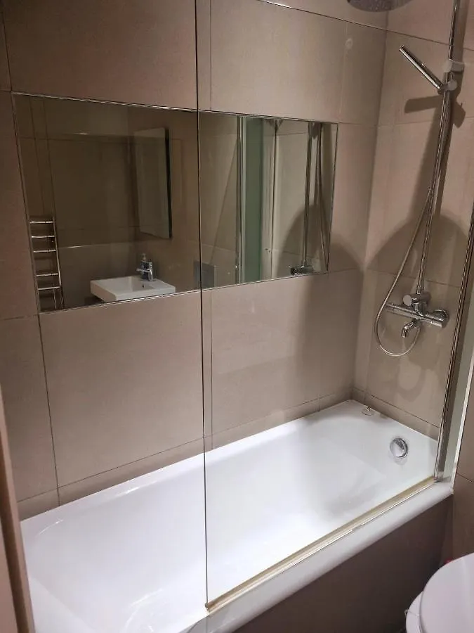 Executive E15 Apartment & Exclusive Terrace Views Of London